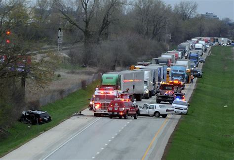 Three dead in head-on collision on Illinois Route 4
